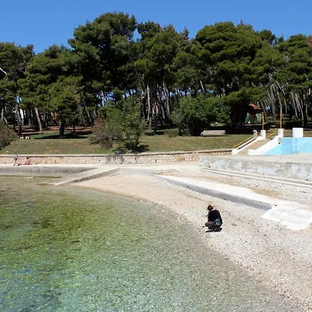 With A Swimming Pool - 13020 Daire *