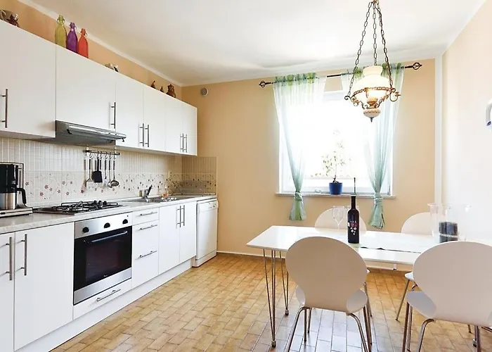 With A Swimming Pool - 13020 Apartmán *