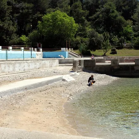 Апартаменти With A Swimming Pool - 13020