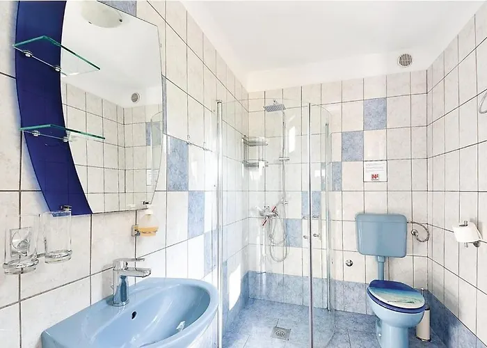 With A Swimming Pool - 13020 Appartement